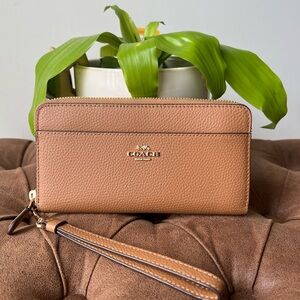 Coach Tan Pebbled Leather Zip Accordion Wallet with Detachable Wristlet Strap